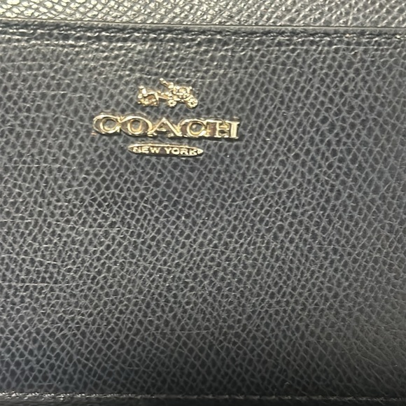 Navy blue leather zippy zip COACH wallet - Picture 2 of 4